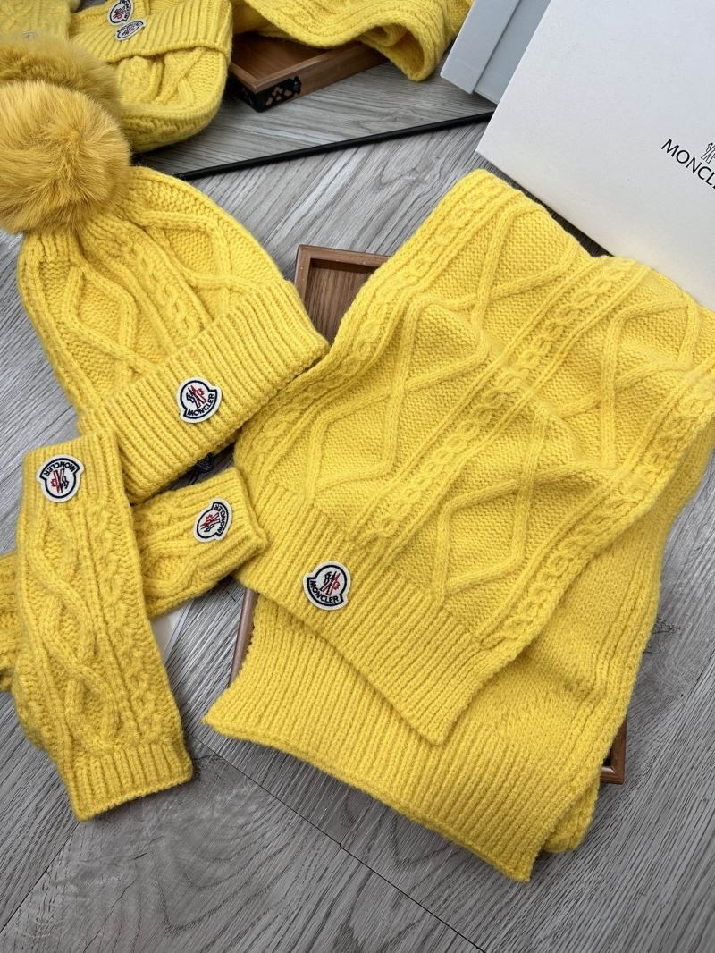 Moncler Caps Scarfs